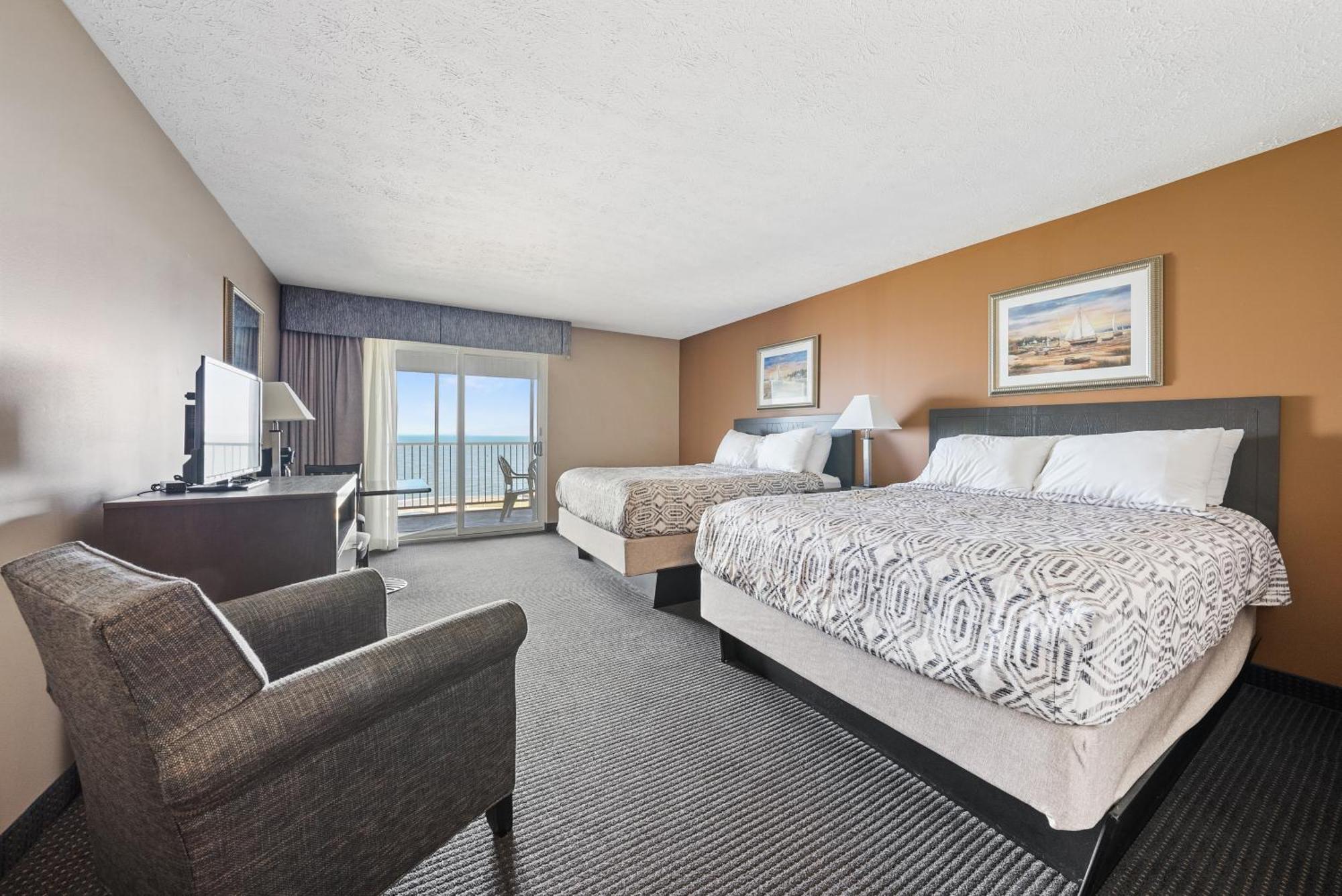 Bayshore At 3*