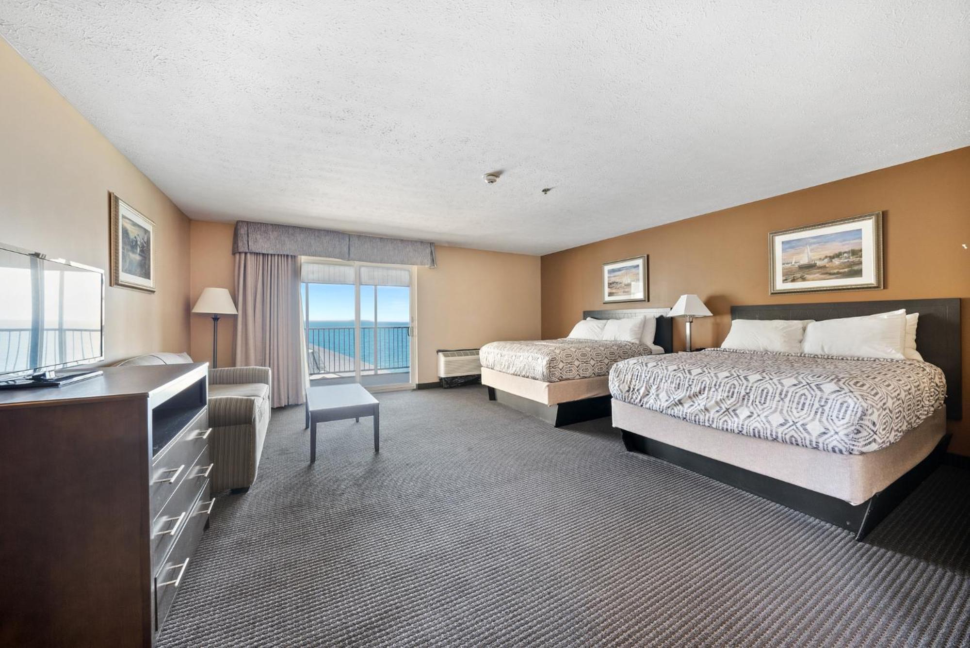 Bayshore At 3*