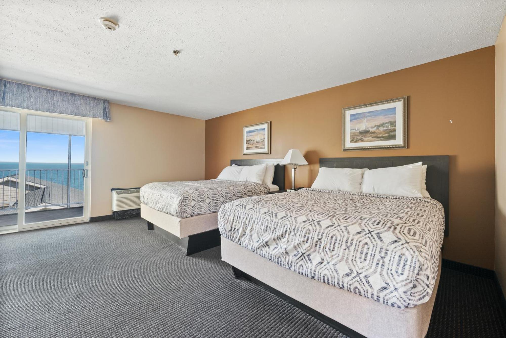 Hotel Bayshore At 3*